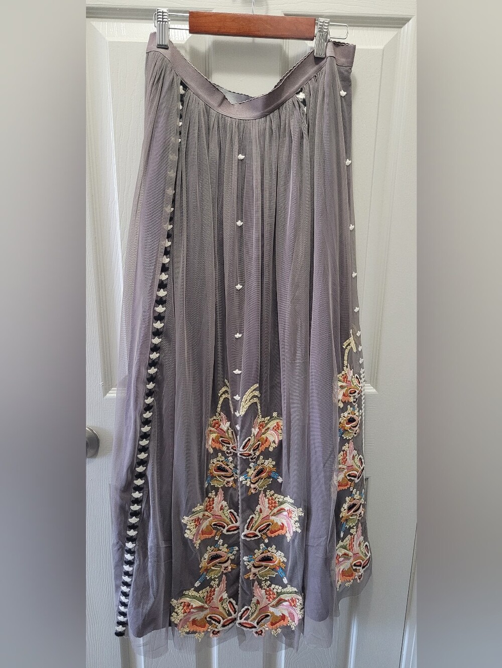 Sundance Arabella Grey Embroidered Floral Tulle Midi Skirt M